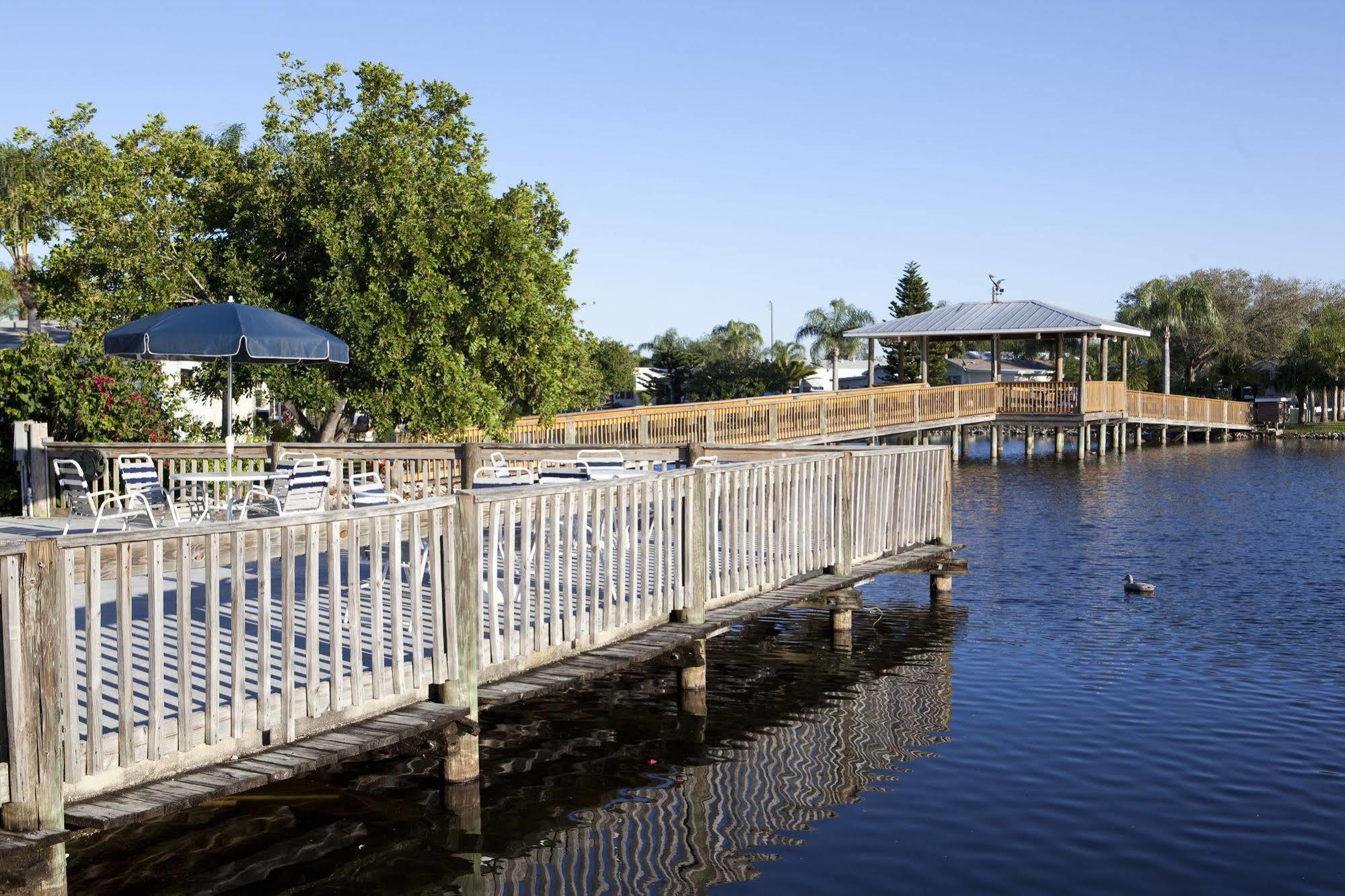 North Lake Estates Moore Haven Exterior photo